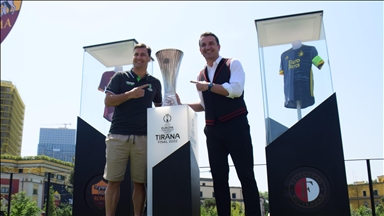 Në Tiranë prezantohet trofeu i UEFA Ligës së Konferencës