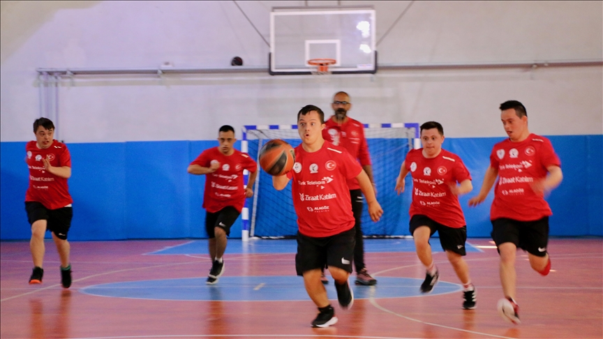 Özel Sporcular Down Basketbol Milli Takımı, dünya şampiyonluğuna inanıyor