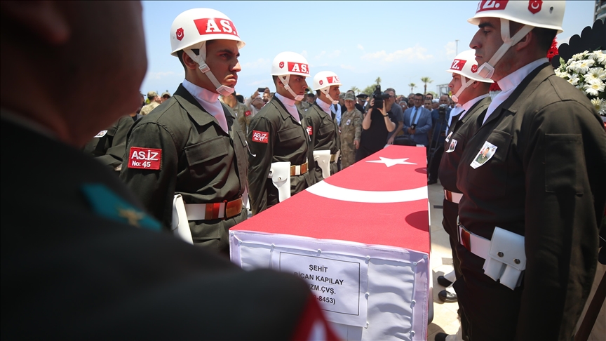 Türkiye şehitlerini uğurladı