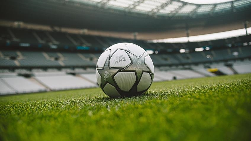 Adidas revela el balón final de Liga de Campeones de la UEFA