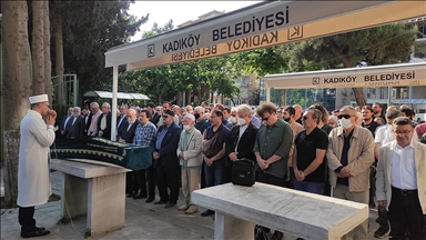 Yazar Mustafa Seçkin son yolculuğuna uğurlandı