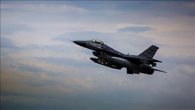 L'Aviation turque neutralise 14 terroristes du PKK dans le nord de l'Irak