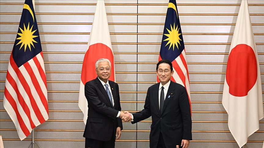 Malaysian, Japanese premiers discuss bilateral, regional issues