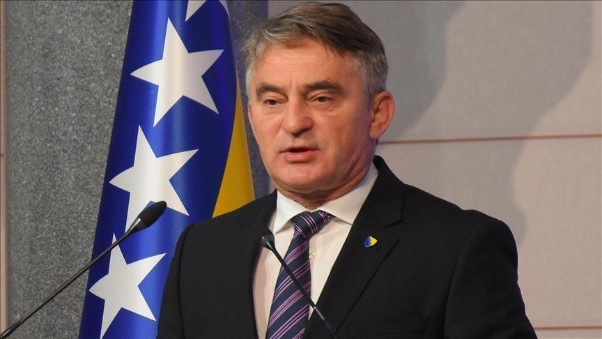 Komšić: Schmidt rado prihvata prijetnje HDZ kao alibi za nepostupanje