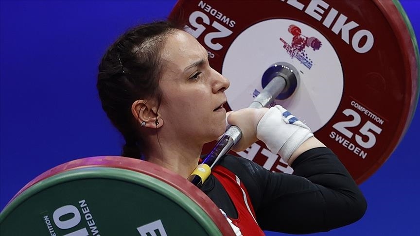 Turkish weightlifter collects 3 gold medals at European Championships