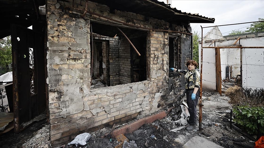 Rus saldırılarında evsiz kalan Ukraynalıların gözyaşı dinmiyor