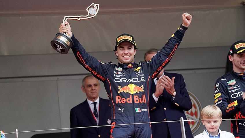 El piloto mexicano Sergio 'Checo' Pérez gana el Gran Premio de Mónaco