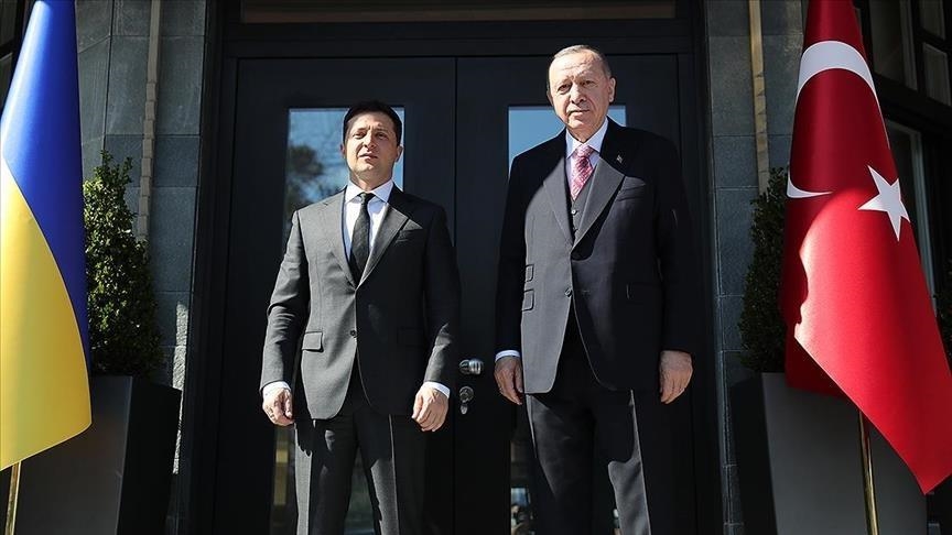 Erdoğan dhe Zelenskyy diskutojnë luftën në Ukrainë