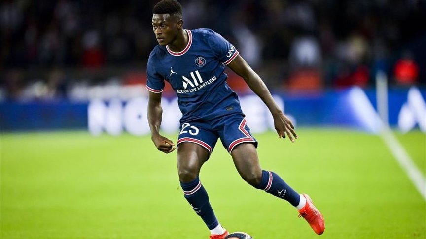 Manchester United adds Portuguese star as key winter target but Victor Osimhen remains priority 2 Manchester United interested in Nuno Mendes