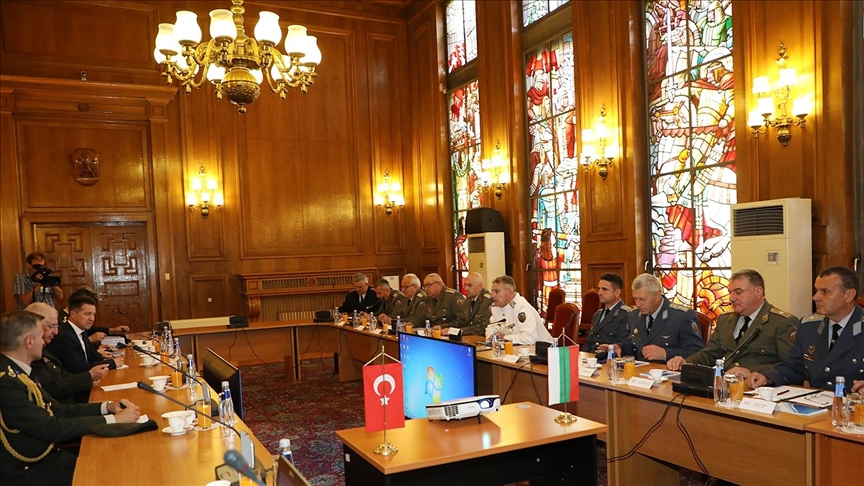 Турция и Болгария обсудили вопросы оборонного сотрудничества
