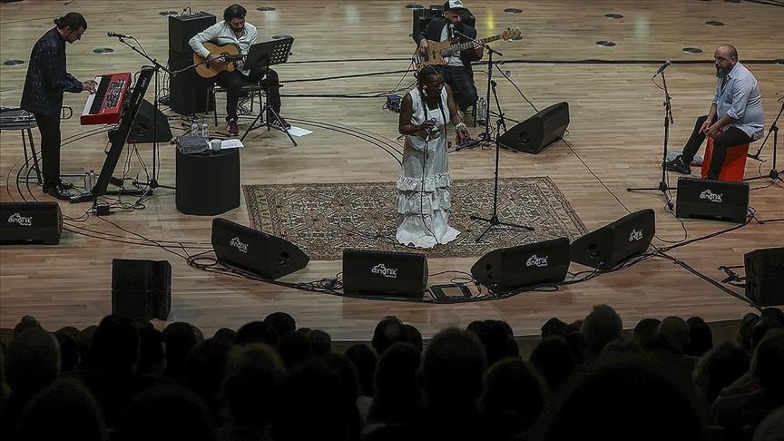 بویکا؛ برنده جایزه موسیقی لاتین گرمی در آنکارا کنسرت داد