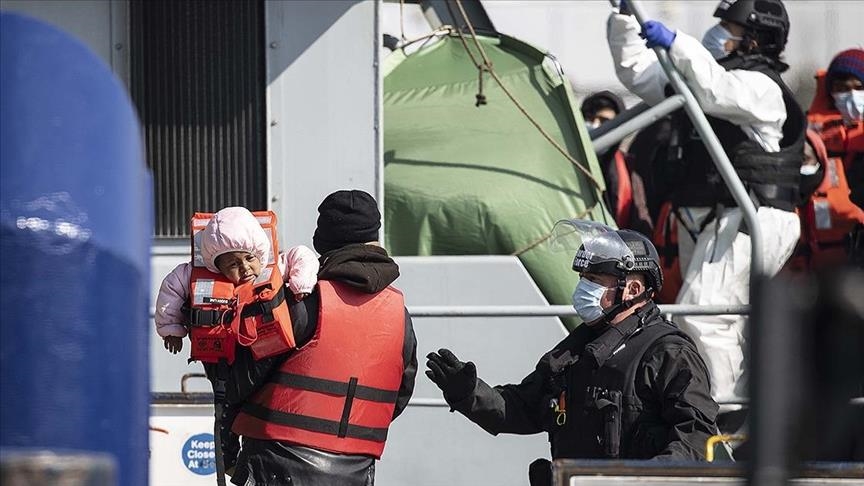 UK to deport initial group of migrants to Rwanda in 2 weeks