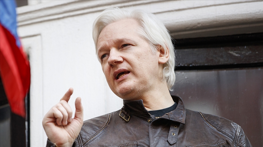 Assange'ın katliamlarını ortaya çıkardığı ABD'ye karşı 12 yıllık mücadelesi
