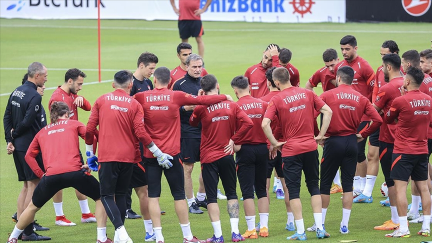 A Milli Futbol Takımı, Faroe Adaları maçı hazırlıklarını sürdürdü