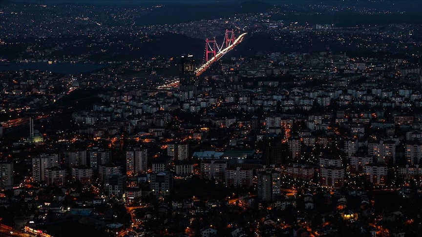 İstanbul'da nüfusu 100'ü geçmeyen 14 mahalle geceleri sessizliğe bürünüyor