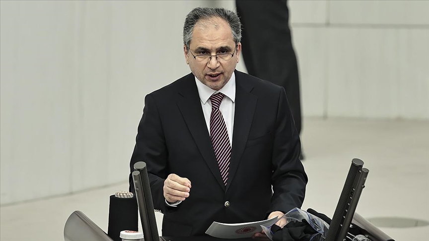 AK Parti'li Güneş: (Kamuda işe alımlar) Hakkaniyet ölçüsünde 84 milyon vatandaşın önünü açıyoruz
