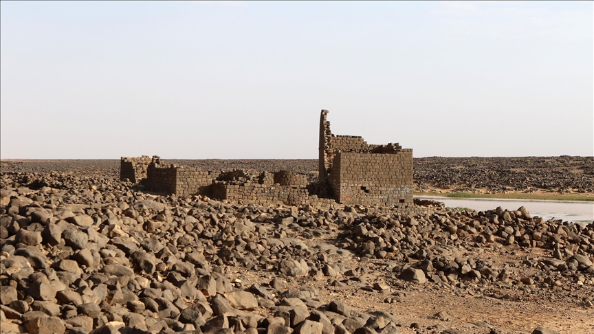 قصر "برقع".. قلعة بصحراء الأردن تروي تاريخا إسلاميا (تقرير)