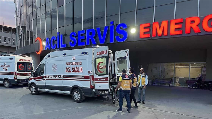 Erzincan'da gıda zehirlenmesi şüphesiyle hastaneye kaldırılan 122 öğrenci taburcu edildi