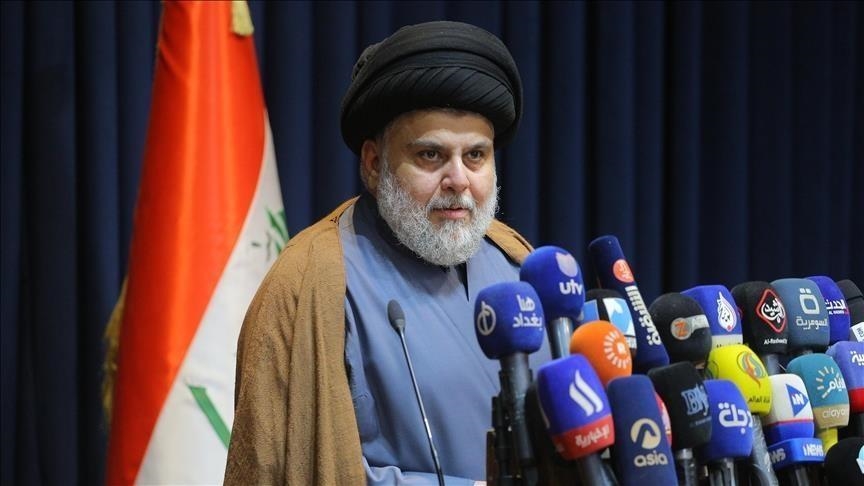 العراق.. الصدر يطالب نواب كتلته في البرلمان بكتابة الاستقالة