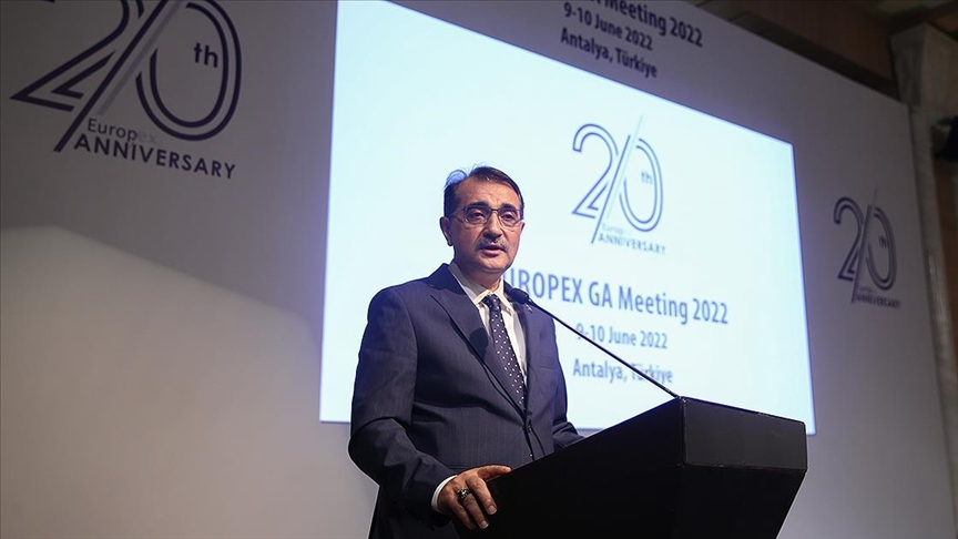 Bakan Dönmez: Doğu Akdeniz gazının da Türkiye üzerinden pazarlara ulaşmasıyla alakalı yeni adımlar atılabilir