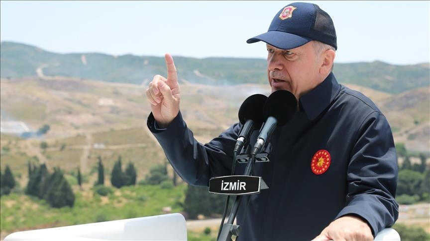 El presidente turco le pide a Grecia que deje de militarizar las islas del Egeo