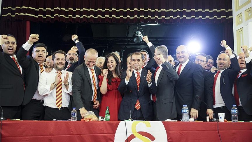 Galatasaray Kulübünde 2. Dursun Özbek dönemi