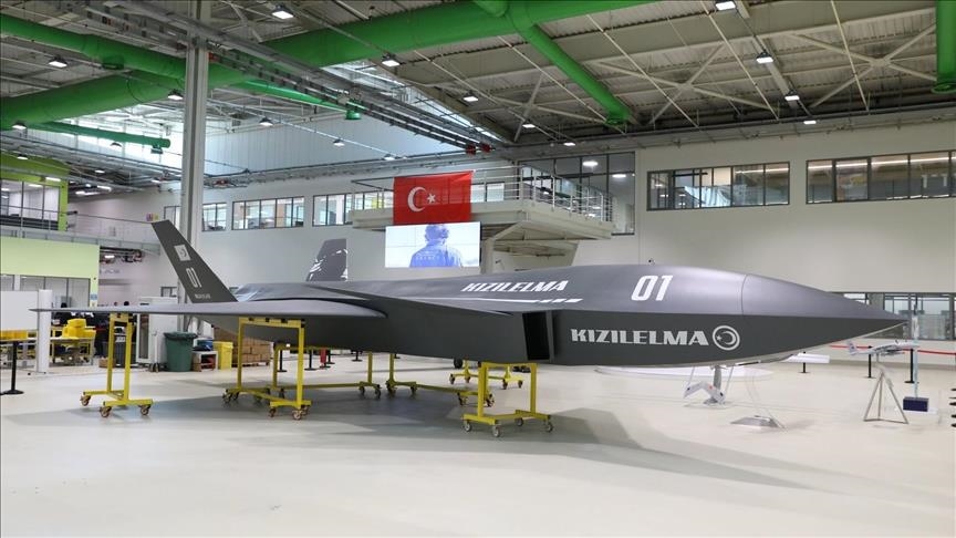 Байрактар поделился первыми фото беспилотного самолета Kızılelma после покраски