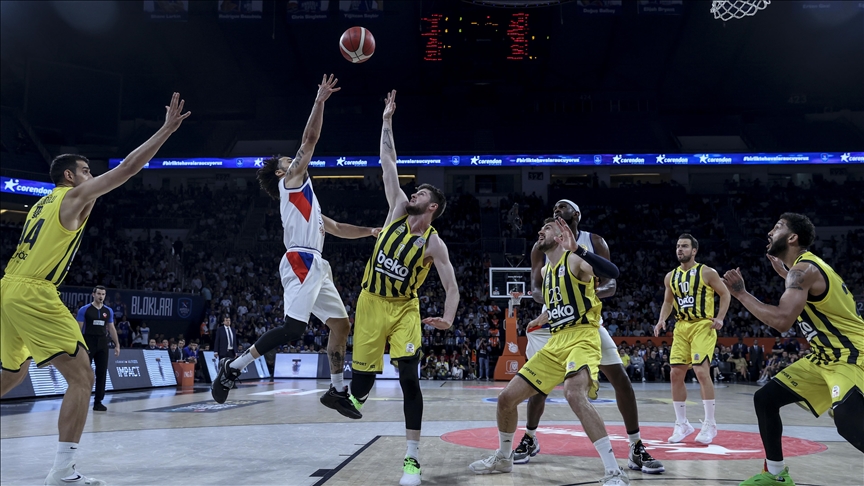 Efes beat Fenerbahce in Game 3, cut deficit to 2-1 in Basketball Super Lig Finals