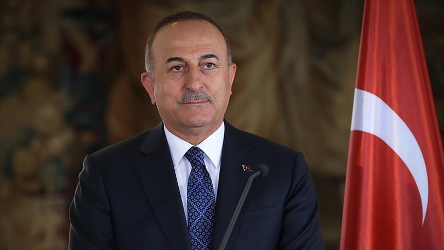 Çavuşoğlu: Lavrov ile görüşmede, dörtlü toplantıya ev sahipliği yapmaya hazır olduğumuzu söyledik