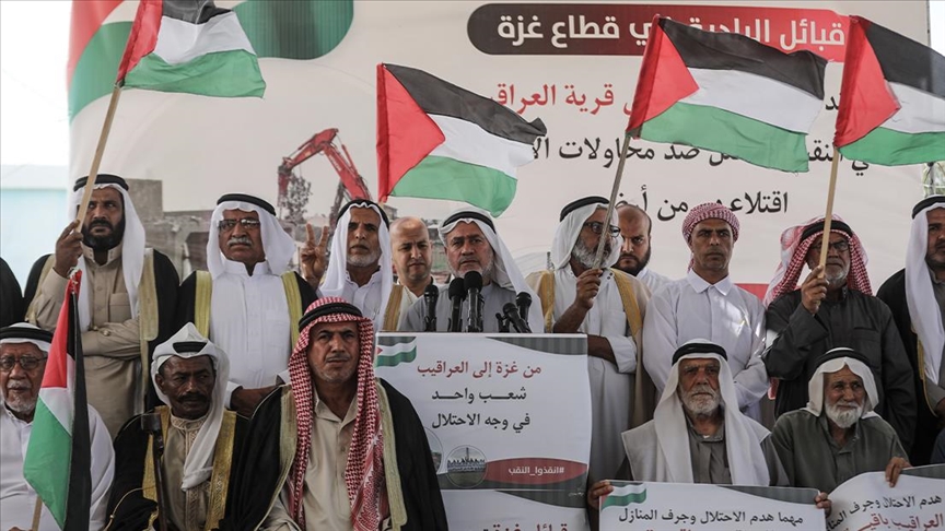 غزة.. عشرات الفلسطينيين يتضامنون مع أهالي قرية "العراقيب"