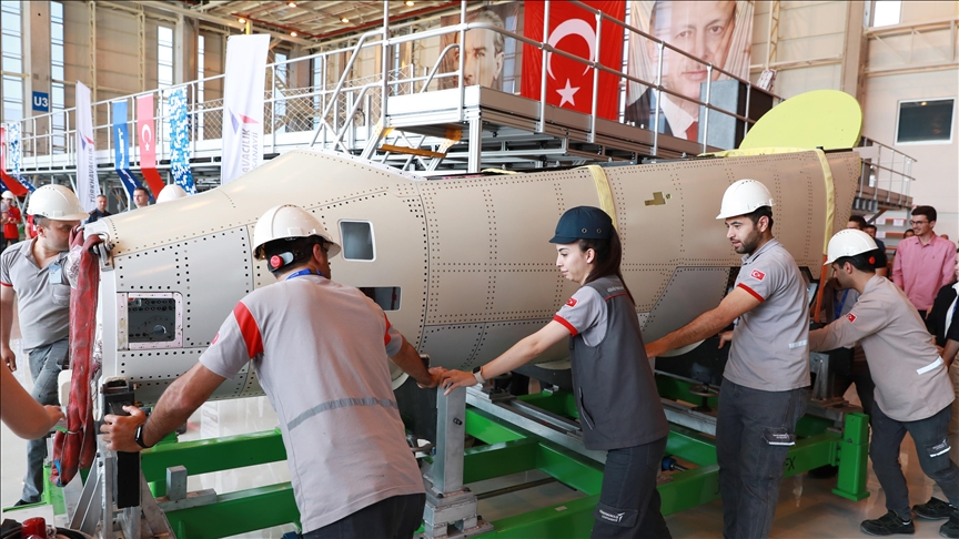 HÜRJET Projesi'nde üretilen ilk ön gövde montaj hattına taşındı