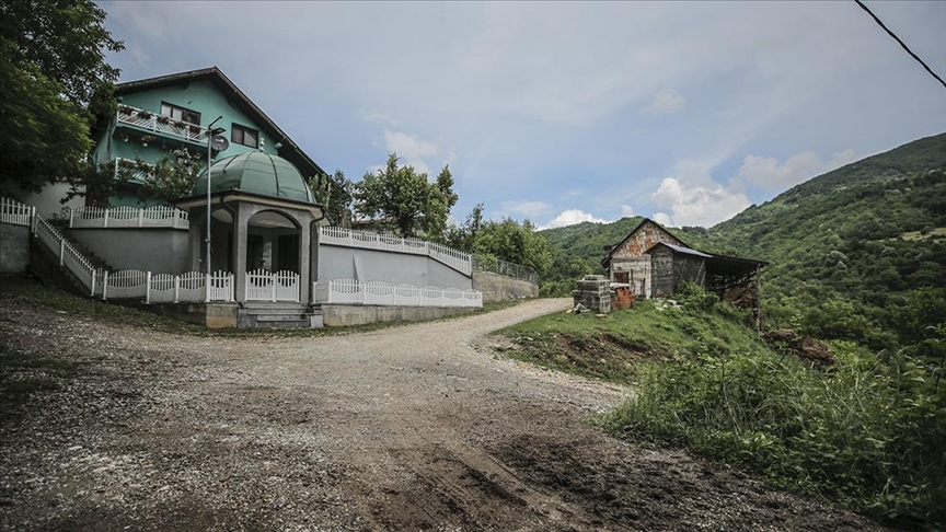 Život u Urisićima kod Srebrenice: Dvoje djece do škole idu desetine kilometara