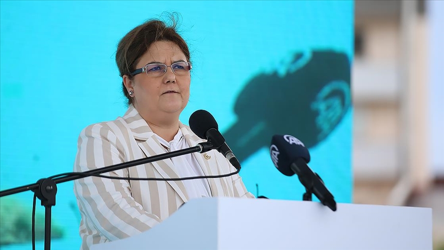 Bakan Yanık: Çocuklarımızın iyi yetişmeleri dürüst ve çalışkan insanlar olarak hayata katılmaları en büyük zenginliğimiz