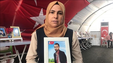 Diyarbakır anneleri evlatlarını istiyor: Çocuklarımızı almadan burayı terk etmeyeceğiz