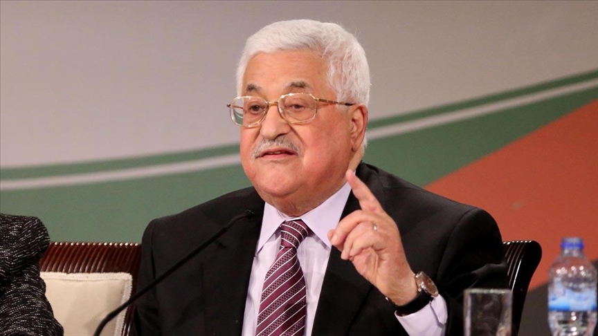 الرئيس الفلسطيني يصل قبرص الرومية في زيارة رسمية