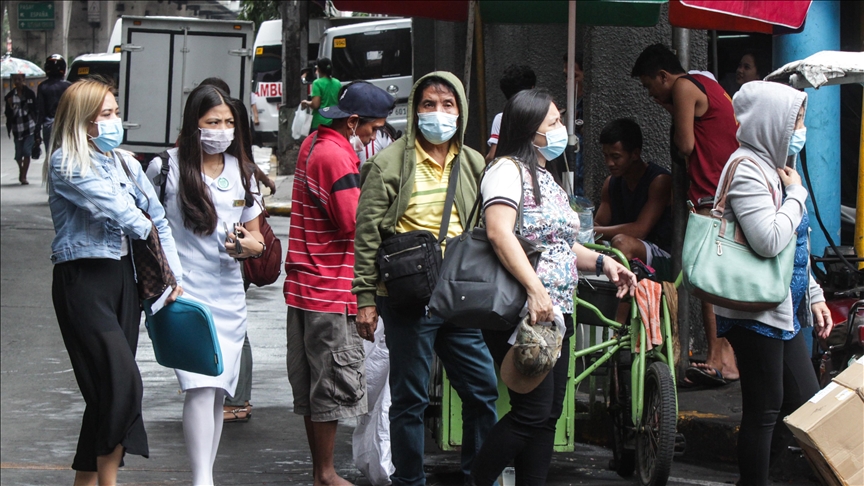 Filipinler’de 'kamuya açık alanlarda maske takmayanlar gözaltına alınabilir' uyarısı