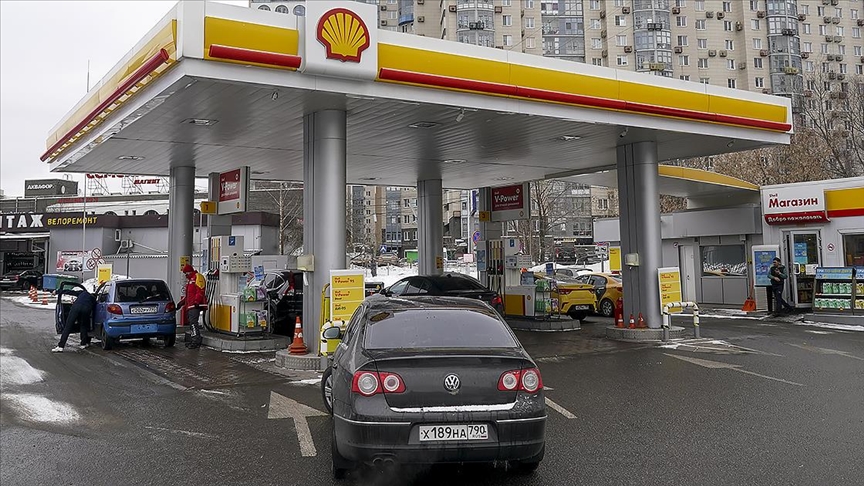 AB ambargosu petrol fiyatlarını ateşlerken Rusya'nın gelirini artırıyor