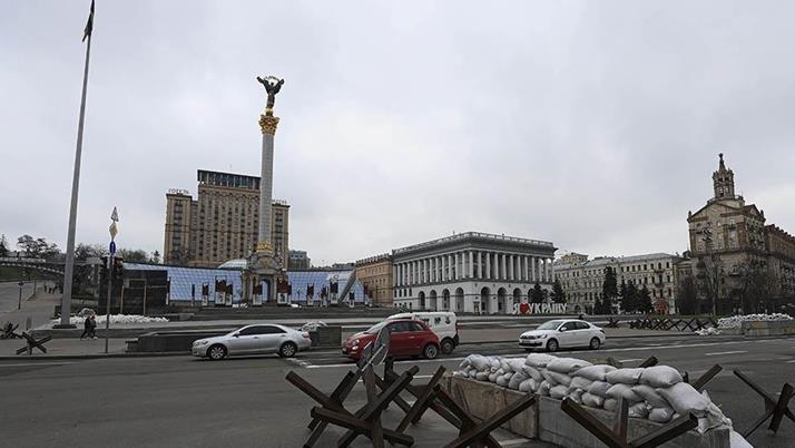 Macron, Draghi, Scholz reach Kyiv for talks with Zelenskyy