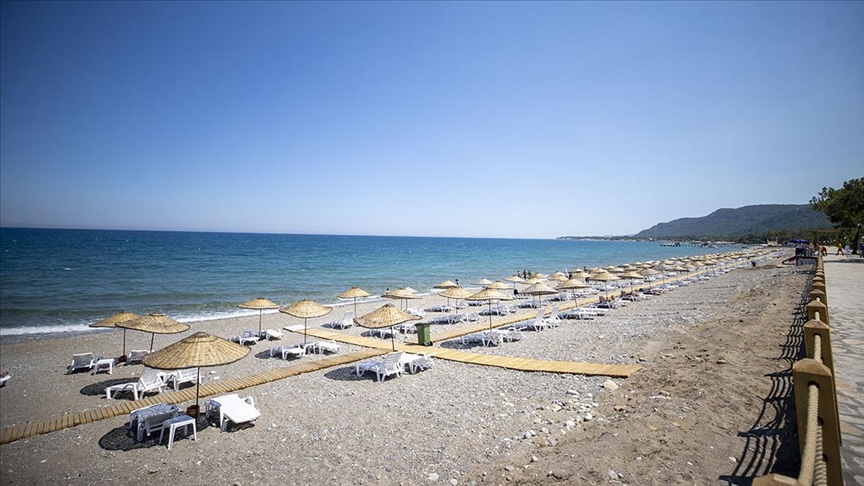 Antalya'da Kültür ve Turizm Bakanlığının 2 ücretsiz halk plajı açıldı 