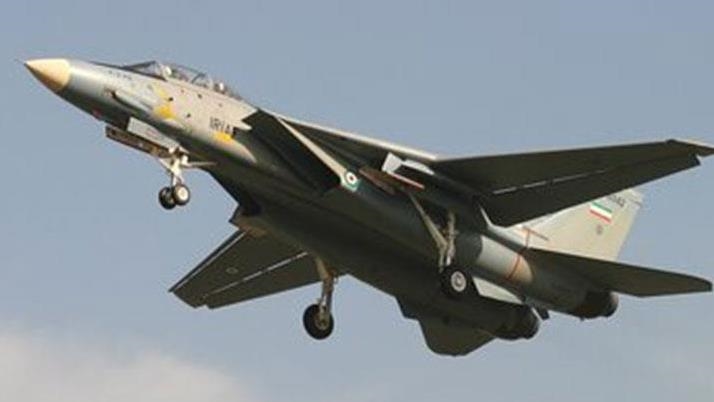 2 pilots injured as fighter jet crashes in central Iran