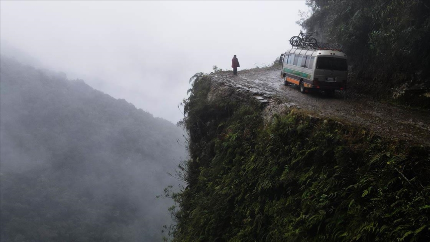 „Патот на смртта“ во Боливија, еден од најопасните патишта во светот