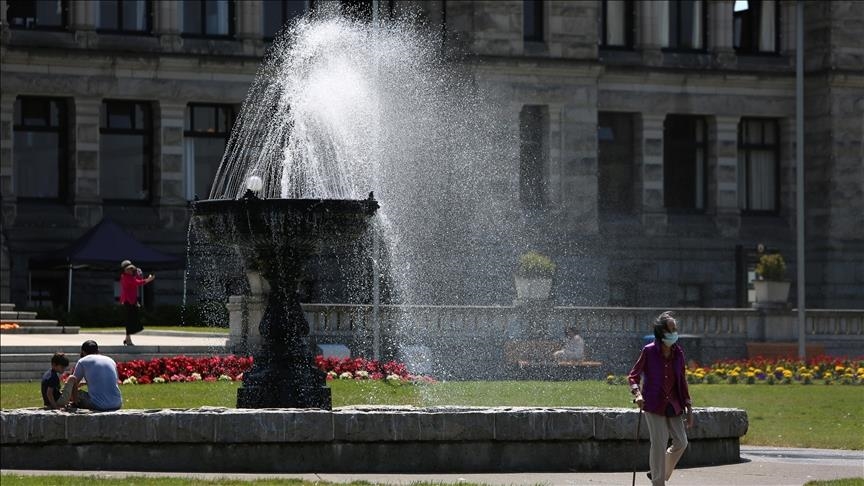 Heat warnings issued in Canada with scorching temperatures forecasted