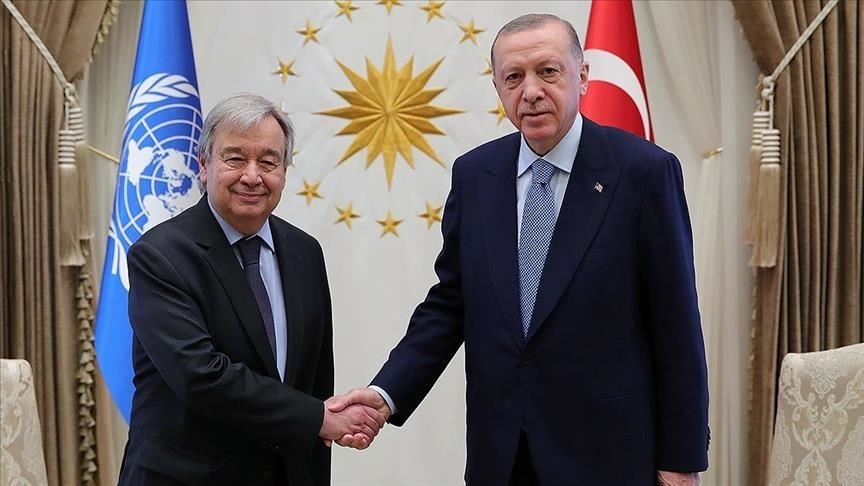 Erdoğan dhe Guterres diskutojnë mënyrat për t’i dhënë fund krizës së shkaktuar nga lufta Rusi-Ukrainë