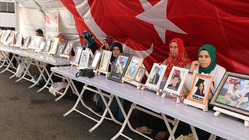 Diyarbakır annelerinin eylemi 1023. gününde devam ediyor