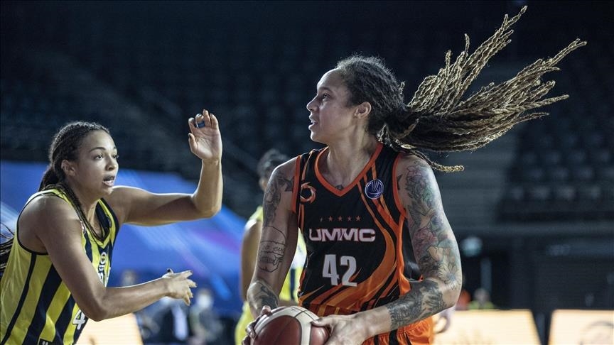 Phoenix Mercury thirrje qeverisë amerikane të sjellë në shtëpi lojtaren e WNBA Griner nga Rusia