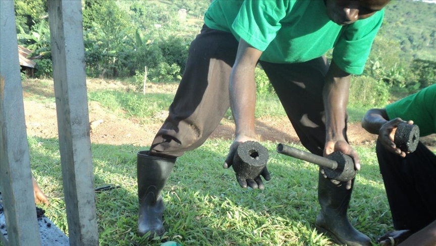 Solar aided volcanic rock stove saves kitchen bills in Ugandan district