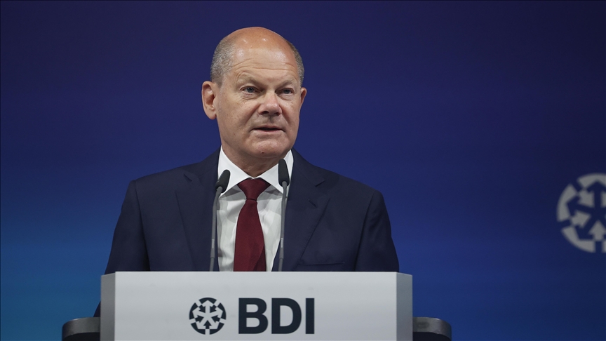 Germany vows to keep providing weapons to Ukraine