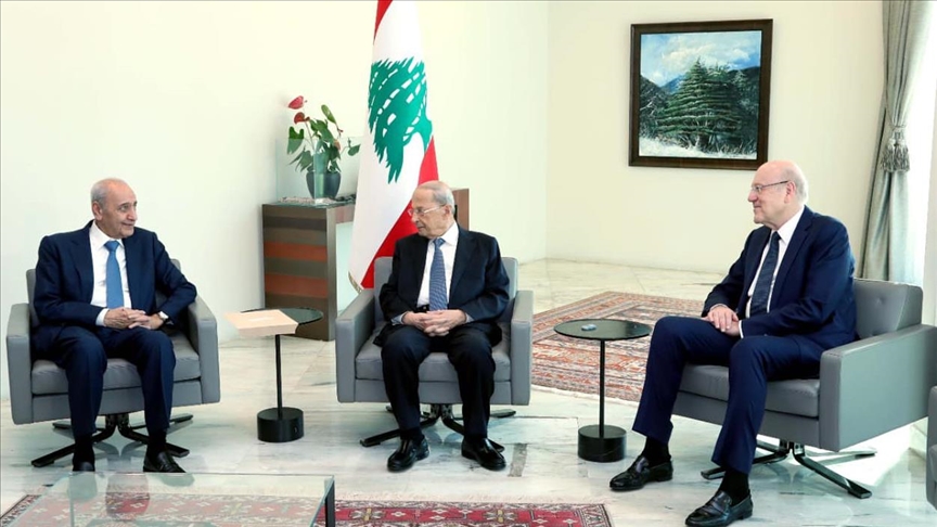 الرئاسة اللبنانية تعلن تكليف ميقاتي بتشكيل حكومة