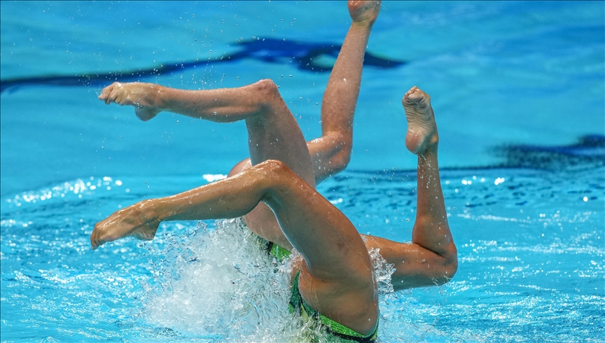 US artistic swimmer rescued from drowning by her coach