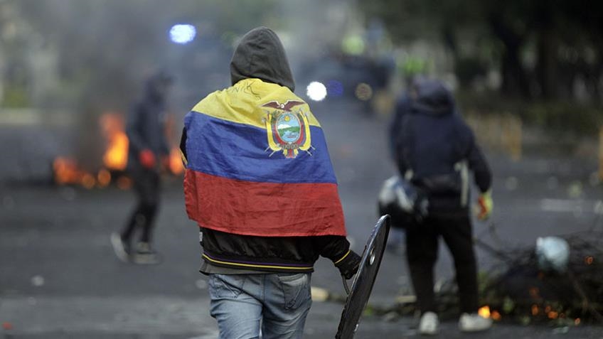 Cada vez más violentas las protestas antigubernamentales en Ecuador